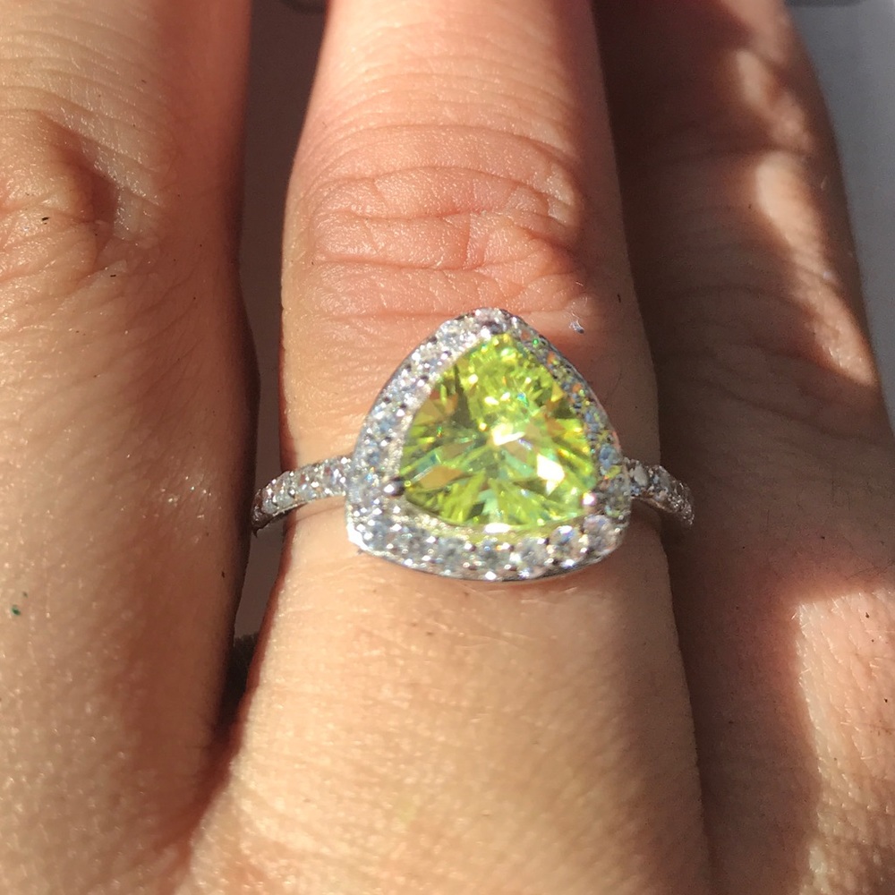 Sterling silver trillion cut ring